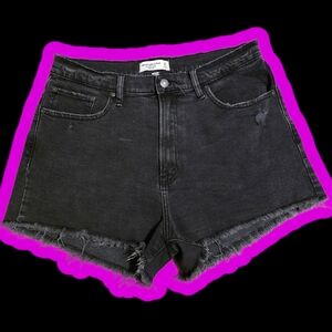 Abercrombie & Fitch Black High Rise Mom Shorts Size 31/12